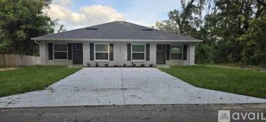 Main picture of 1695 NW 16th Ct