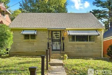 Main picture of 415 N Hite Ave