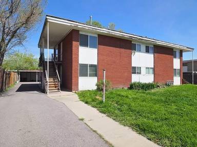 Main picture of 3064 W Beaver Cir