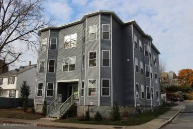 Main picture of 43 W Boylston Dr