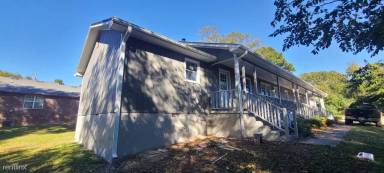 Main picture of 295 Rogers St