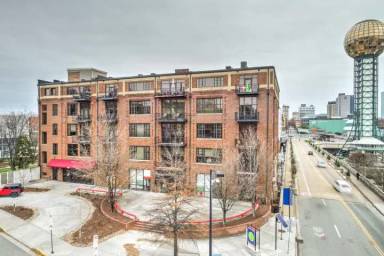 Main picture of 1060 Worlds Fair Park Dr