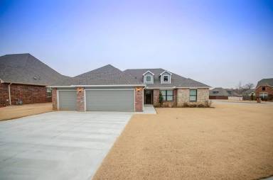 Main picture of 5918 S 13th Pl