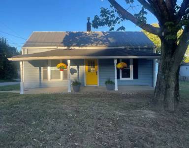 Main picture of 5919 N Jefferson St