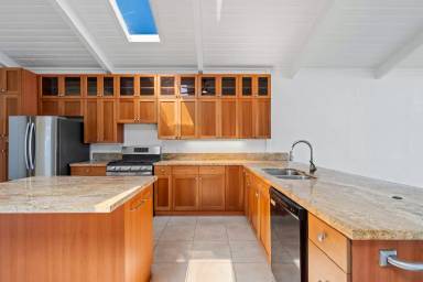 Main picture of 561 Kaleo Pl
