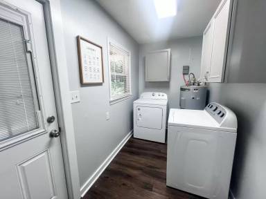 Main picture of 217 Bamboo Dr