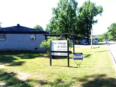 Main picture of 2317 Julia Ave