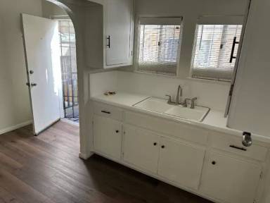 Main picture of 4014 National Ave