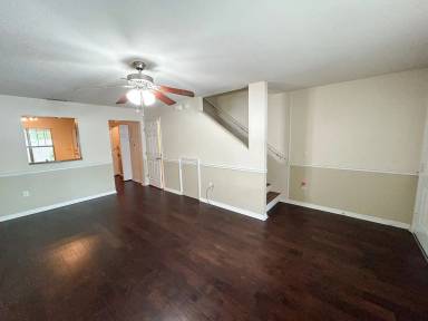 Main picture of 4237 SW 22nd Ln