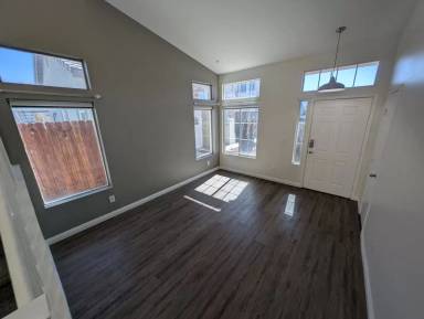 Main picture of 4622 English Lavender Ave