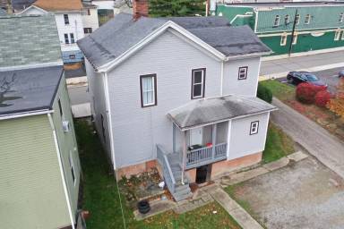 Main picture of 33 Westminster Ave