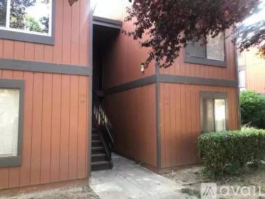 Main picture of Fremont Oaks