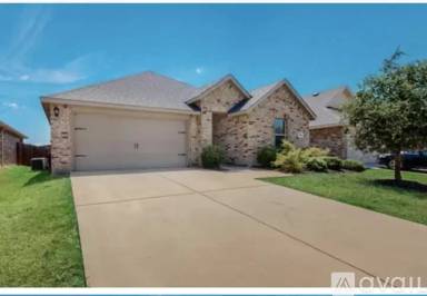 Main picture of 990 Levi Ln