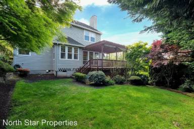 Main picture of 1206 NW Mayfield Rd