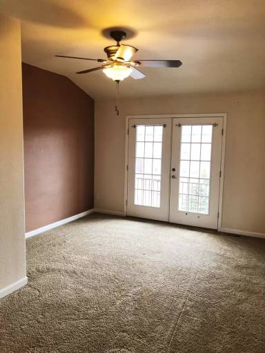 Main picture of 305 E Las Animas St