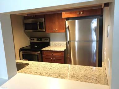 Main picture of 17 Bow St