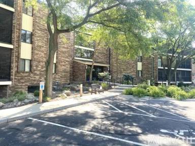 Main picture of 10441 Greenbrier Rd