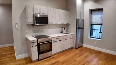 Main picture of 1223 Bushwick Ave