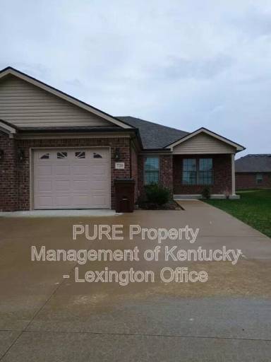 Main picture of 721 Leeward Ct