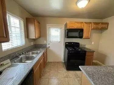 Main picture of 2640 110th St