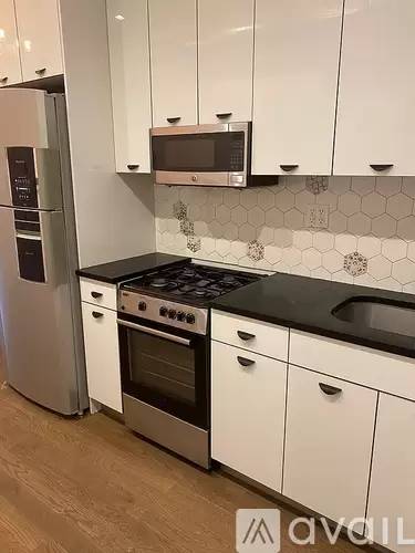 Main picture of 22 Granite St