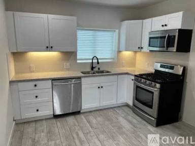 Main picture of 4538 W 173rd St