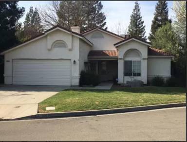 Main picture of 9615 N Buttonwood Ct