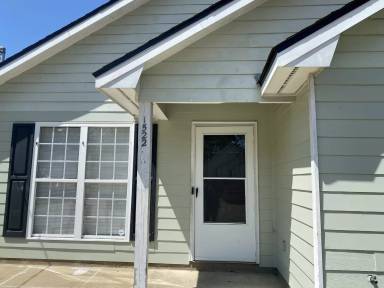 Main picture of 1502 Summerplace Dr