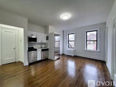 Main picture of 28 Grove St New York, NY 10014