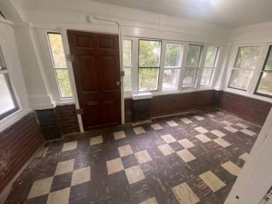 Main picture of 744 Lakewood Blvd