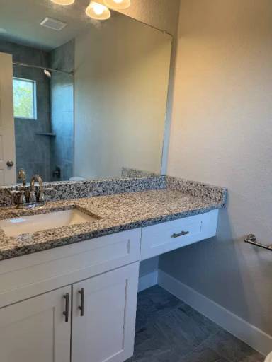 Main picture of 139 Cloudhaven Dr
