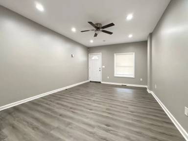 Main picture of 619 E 29th St