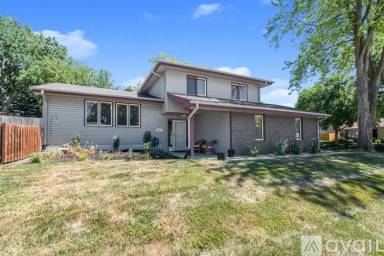 Main picture of 1617 Mayfair Dr