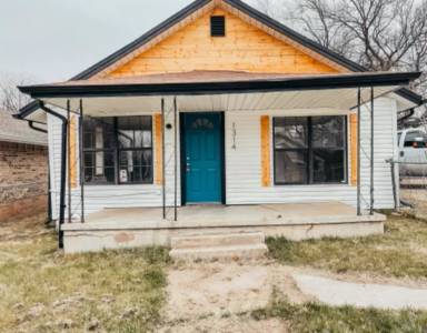 Main picture of 1314 E Alice St