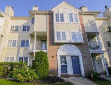 Main picture of 33 Natalie Ct