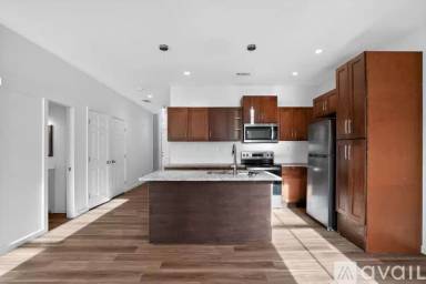 Main picture of 4011 Redan Rd