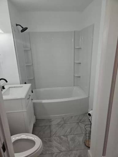 Main picture of 2453 N Marmora Ave