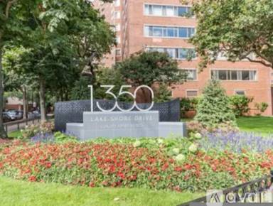 Main picture of 1350-60 Lake Shore Drive Apartments