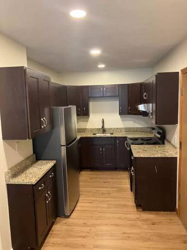 Main picture of 8 Carlmark St