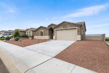 Main picture of 5446 Eagle View Rd