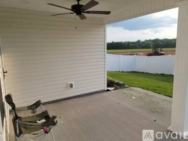Main picture of 101 Seabiscuit Ct