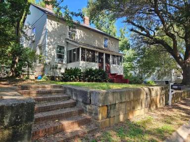 Main picture of 322 Oliver St