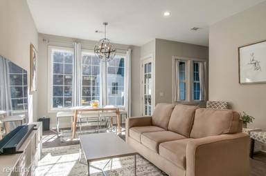 Main picture of 2021 Beech Ave