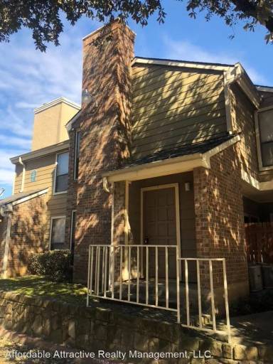 Main picture of 2111 Park Willow Ln