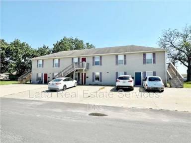 Main picture of 100 E Otway St
