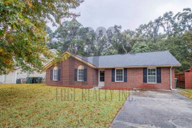 Main picture of 148 Country Walk Cir