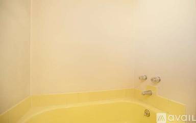 Main picture of 1323 S Sandy Hook St