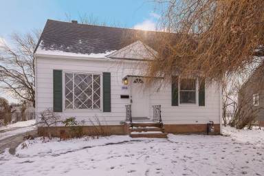 Main picture of 20540 Fuller Ave