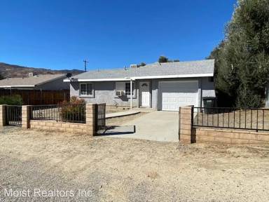 Main picture of 14615 Cabazon St