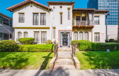 Main picture of 654 S Dunsmuir Ave